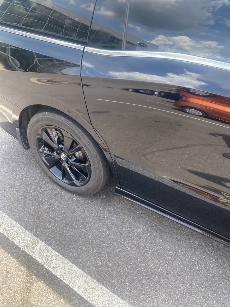 Used 2023 Honda Odyssey Sport image 5