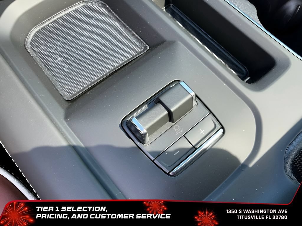 New 2026 GMC Sierra 2500 Denali Ultimate w/ LPO, Black Badging Package AWD/4WD image 42