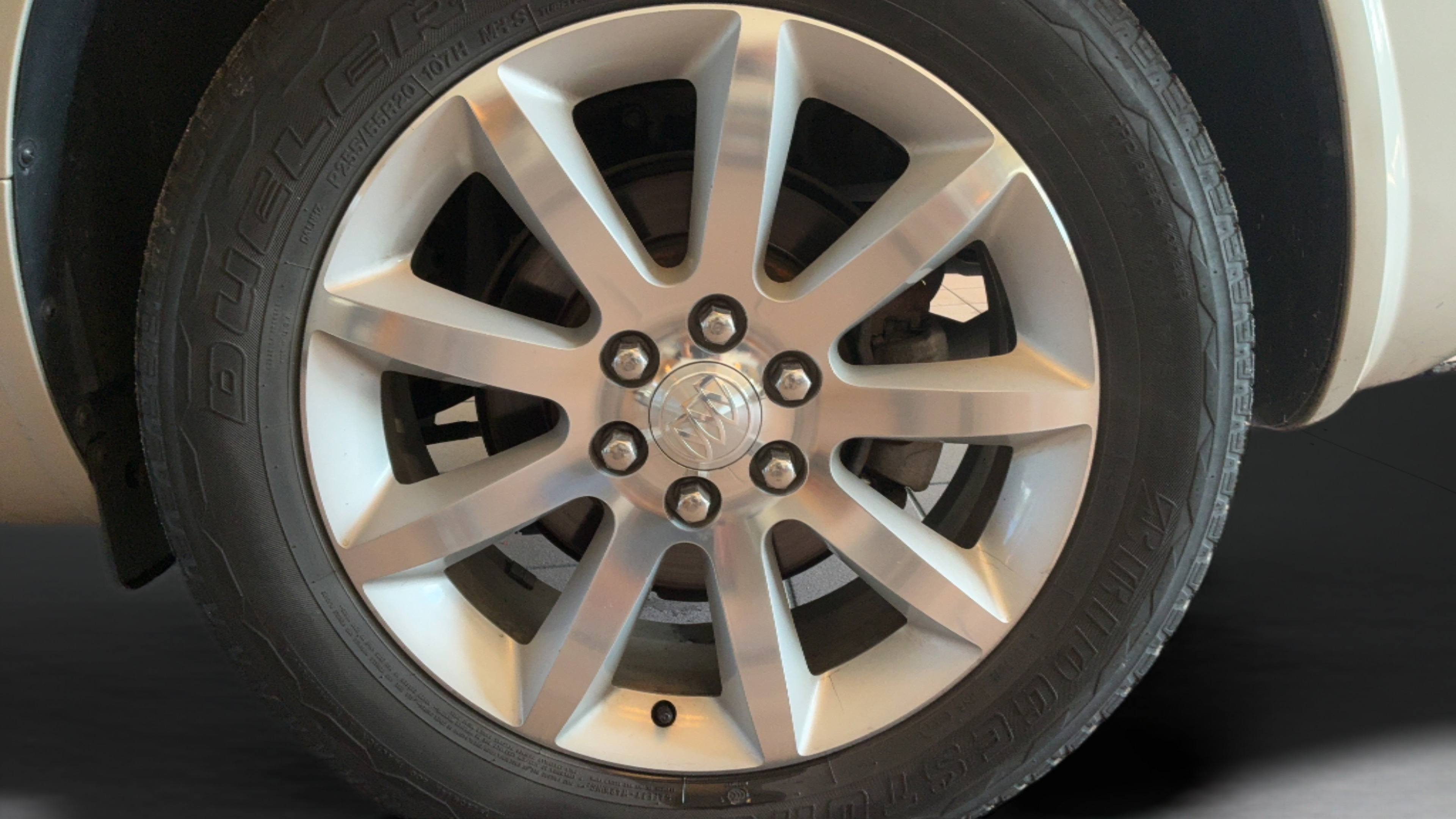 Used 2016 Buick Enclave Premium w/ Experience Buick Package FWD image 34