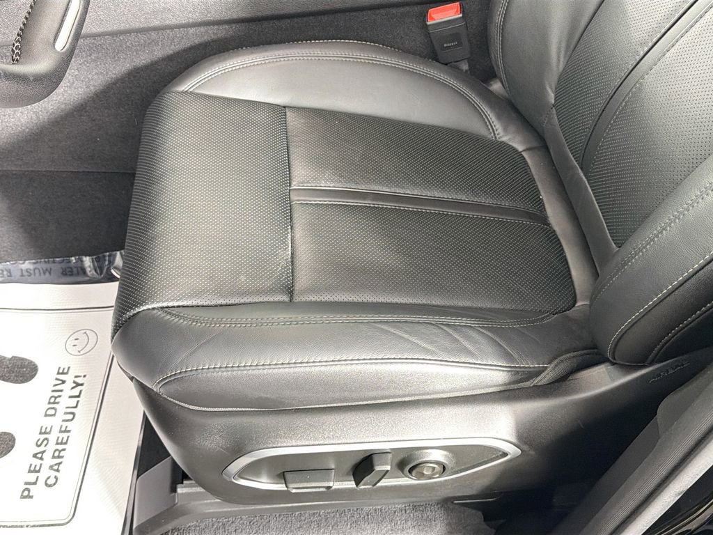 Used 2025 Jeep Wagoneer 4WD image 21