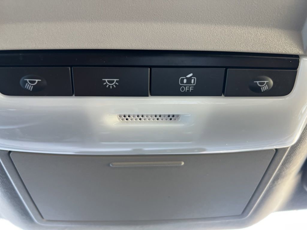 Used 2023 Nissan Sentra SV w/ Trunk Package image 42