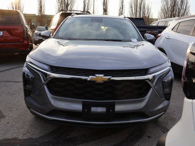 Certified 2025 Chevrolet Trax LT w/ LT Convenience Package image 4