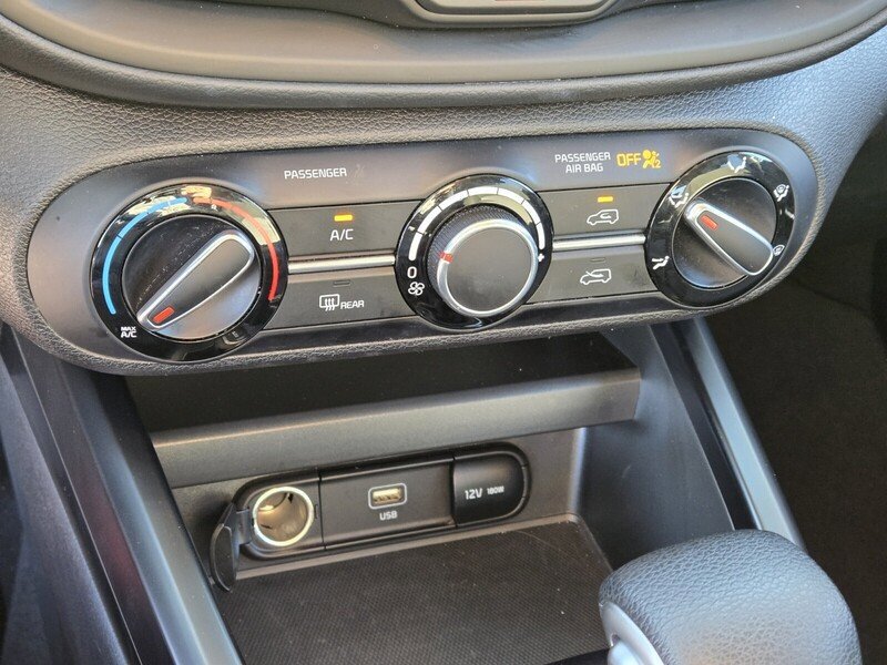 Used 2024 Kia Soul LX w/ Option Group 015 FWD image 23