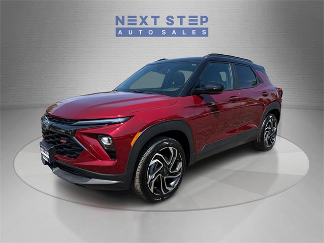 Used 2025 Chevrolet TrailBlazer RS w/ Convenience Package image 3