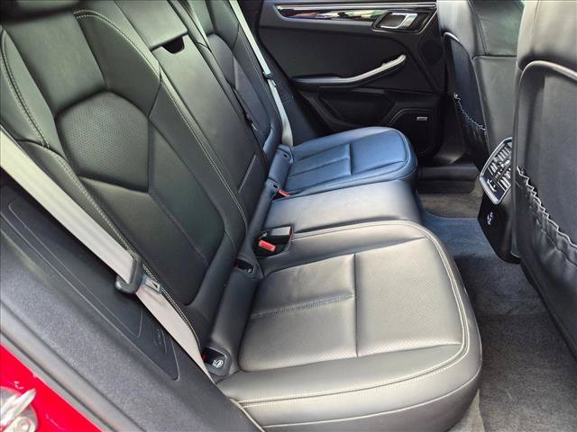 Used 2022 Porsche Macan S AWD/4WD image 21