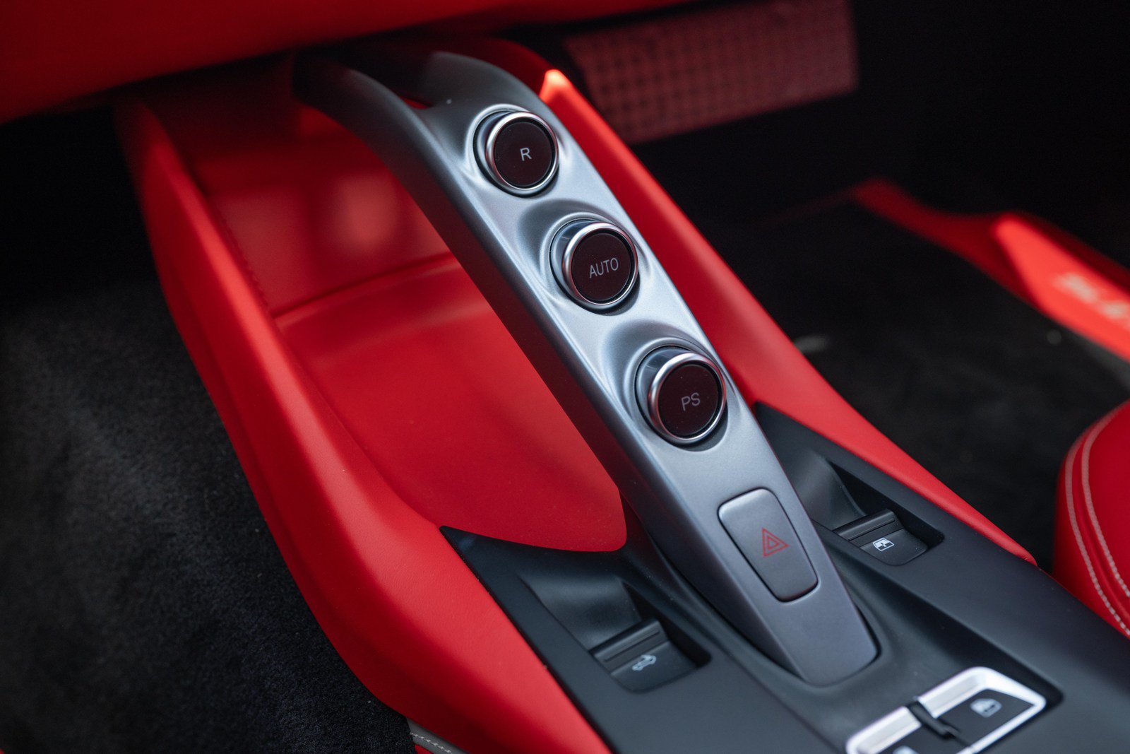 Used 2022 Ferrari 812 GTS RWD image 42