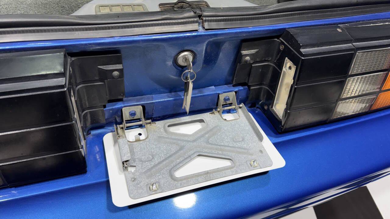 Used 1989 Chevrolet Camaro IROC-Z image 66