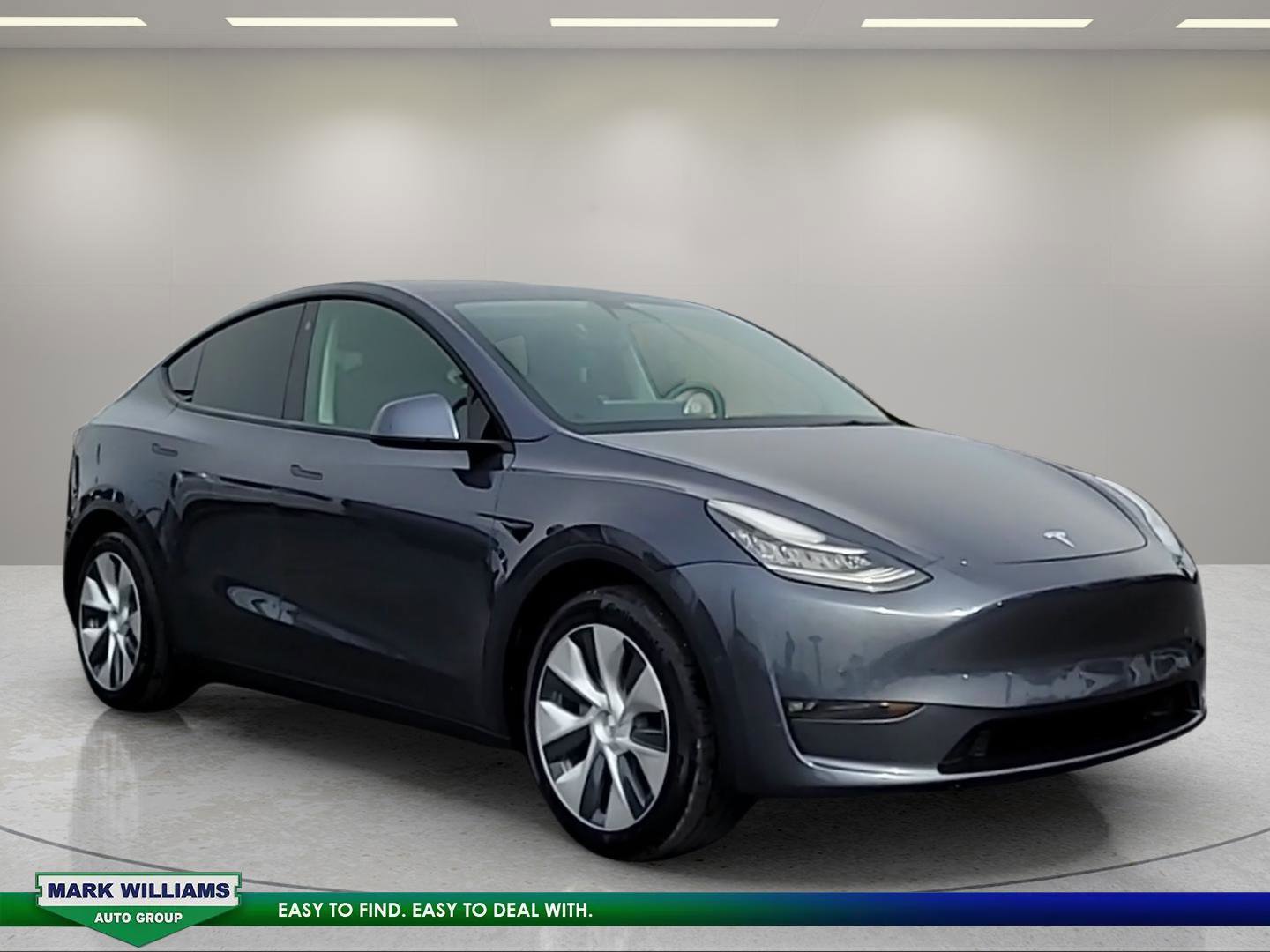 Used 2021 Tesla Model Y Long Range image 1
