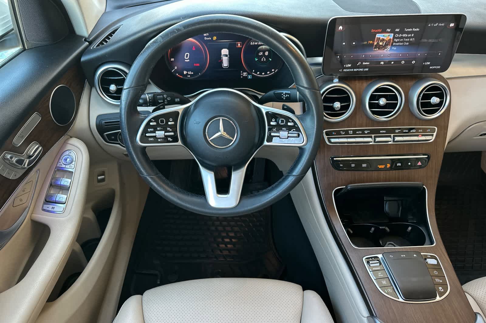 Used 2022 Mercedes-Benz GLC 300 4MATIC image 13