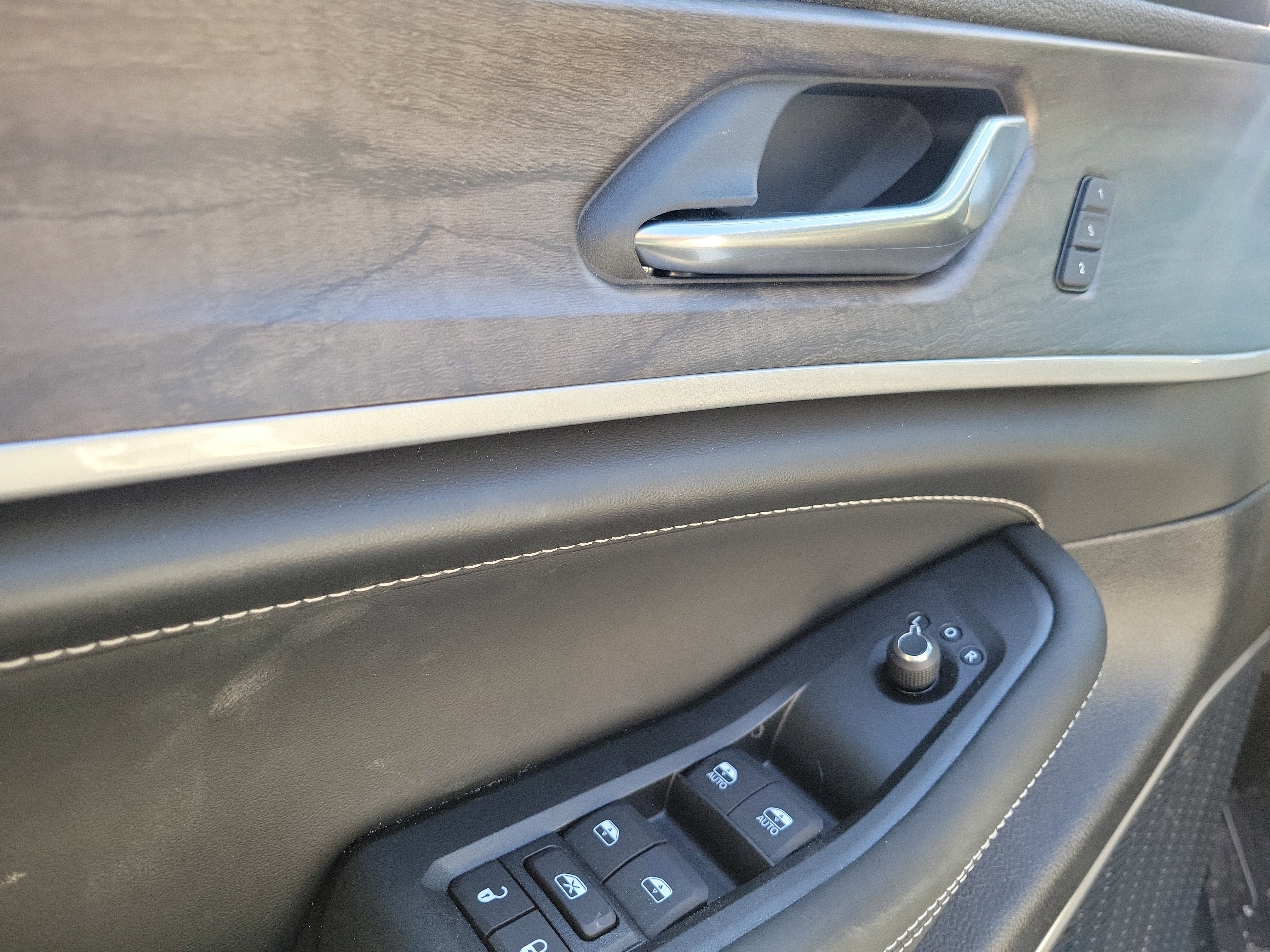 New 2026 Jeep Grand Cherokee Limited Reserve image 26