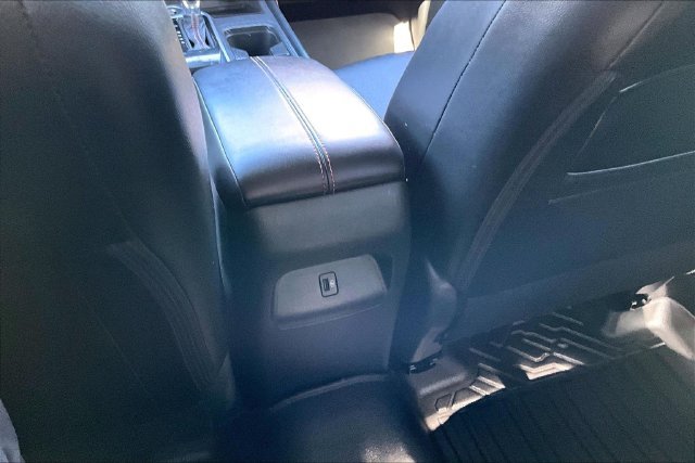 Used 2023 Nissan Sentra SR w/ SR Premium Package FWD image 10