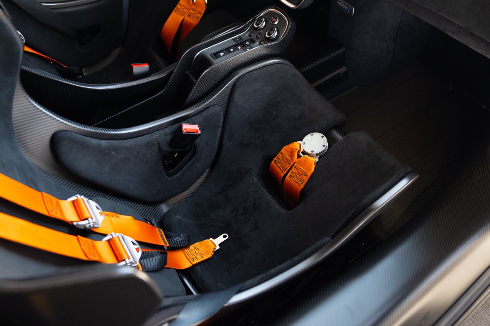 Used 2020 McLaren 620R RWD image 69