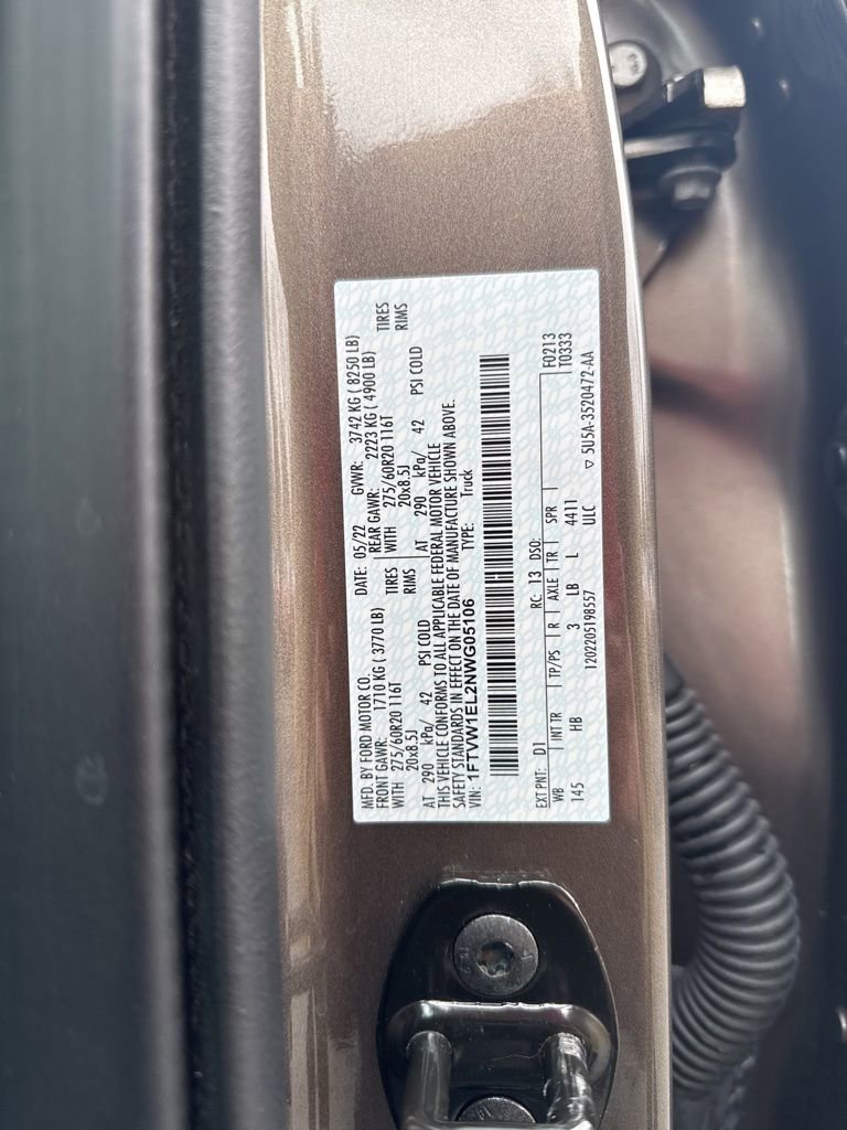 Used 2022 Ford F150 Lightning Lariat image 79