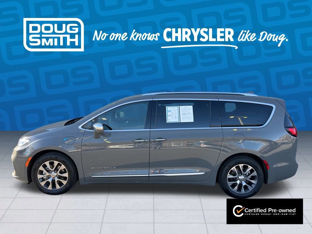Certified 2022 Chrysler Pacifica Pinnacle image 3