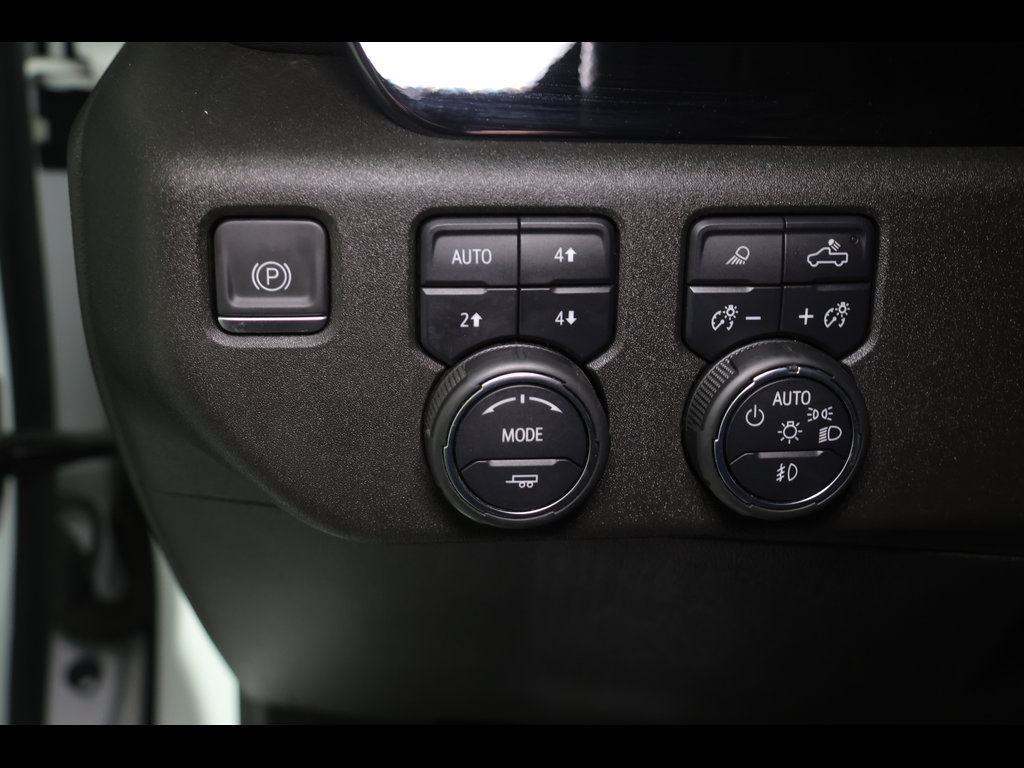 Used 2022 Chevrolet Silverado 1500 RST AWD/4WD image 16