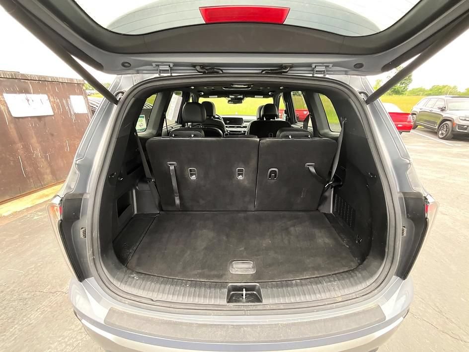 Used 2023 Kia Telluride AWD image 7