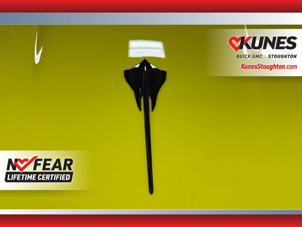 Used 2024 Chevrolet Corvette Stingray w/ Z51 Performance Package image 21