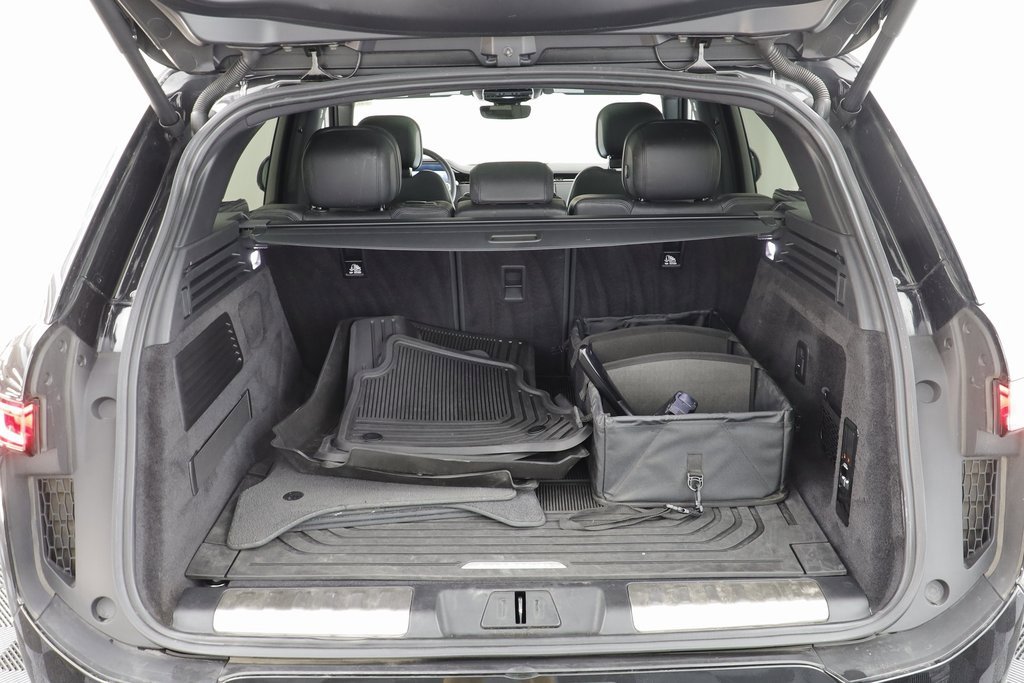 Used 2023 Land Rover Range Rover Sport SE Dynamic image 17