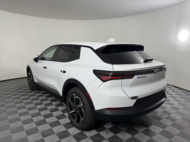 New 2026 Chevrolet Equinox EV LT image 5