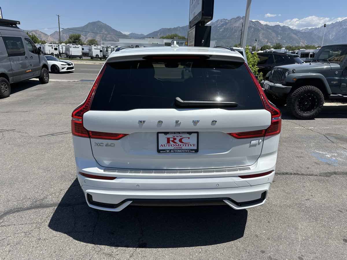 Used 2022 Volvo XC60 T8 R-Design w/ Advanced Package image 7