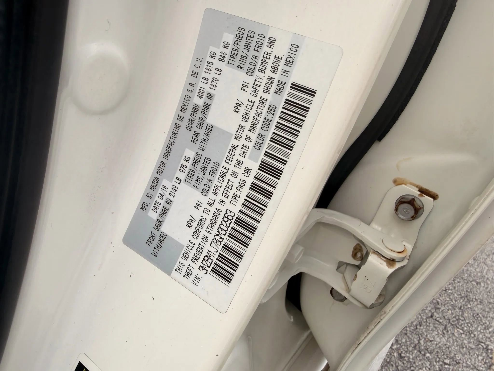 Used 2016 MAZDA MAZDA3 i Sport image 17