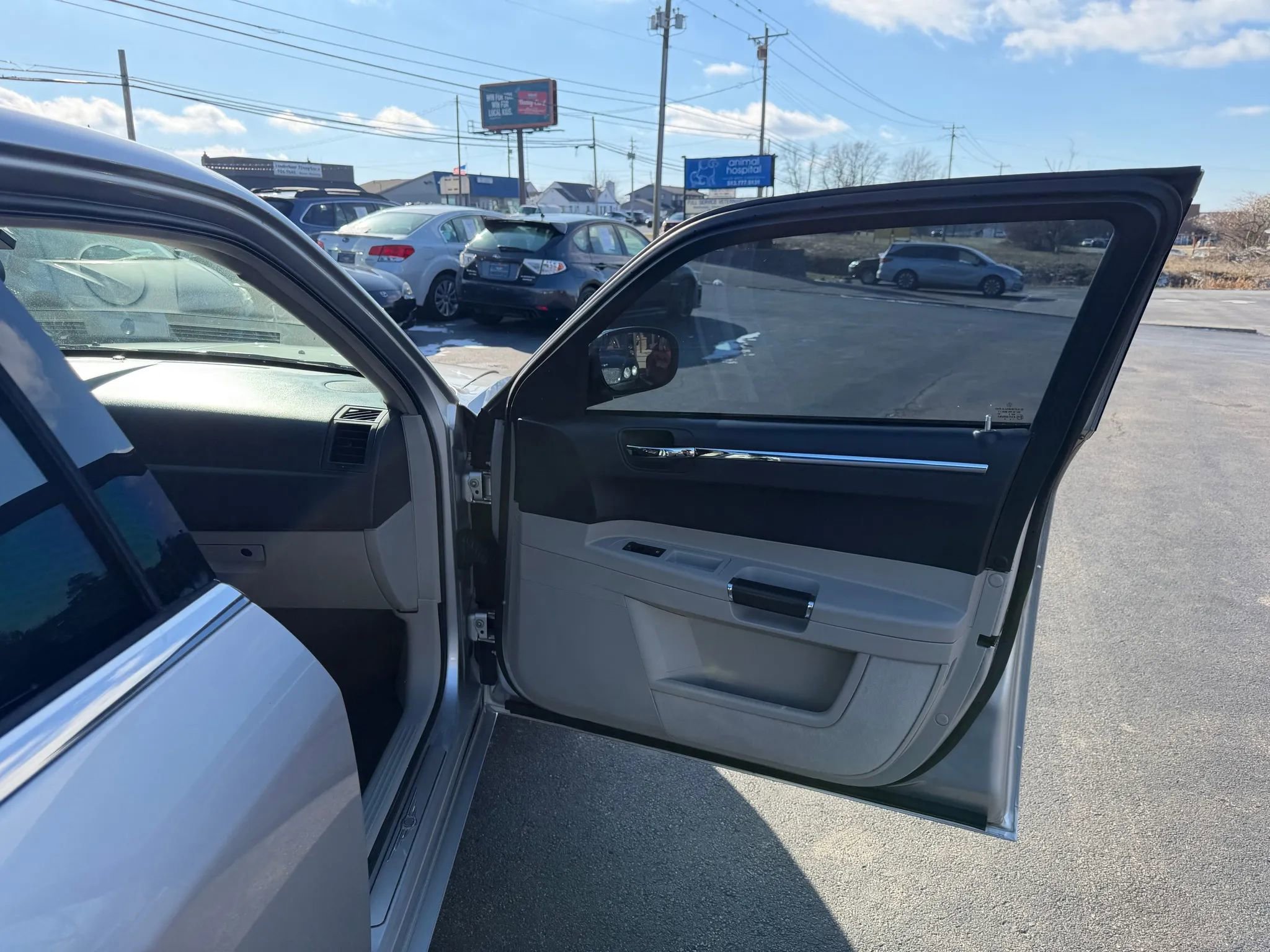 Used 2006 Chrysler 300 SRT8 w/ SRT Option Group II image 33