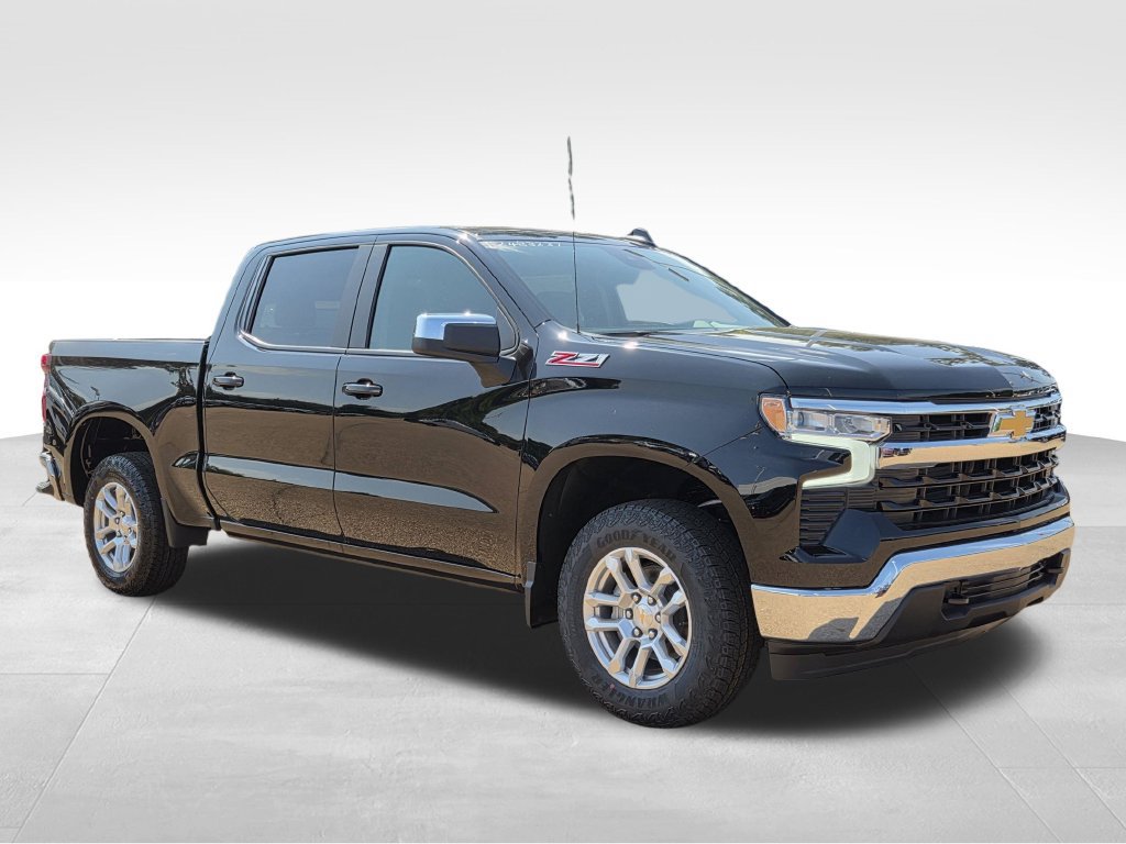 New 2026 Chevrolet Silverado 1500 LT w/ Z71 Off-Road Package AWD/4WD image 4