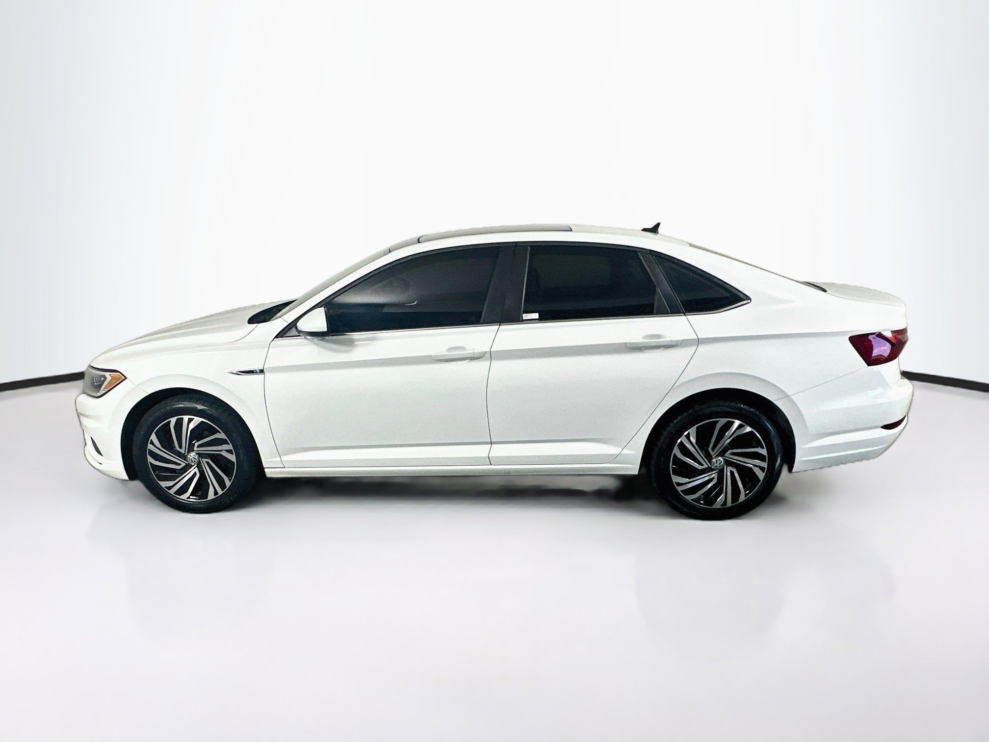Used 2021 Volkswagen Jetta SEL FWD image 4