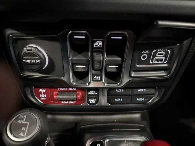 New 2026 Jeep Wrangler Unlimited Rubicon w/ Technology Group image 30