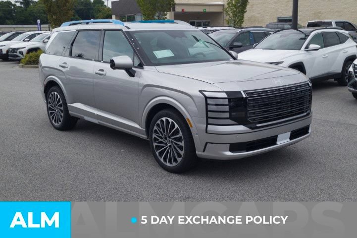 Certified 2026 Hyundai Palisade Calligraphy FWD image 3
