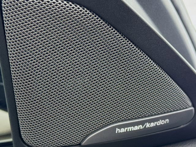 Used 2021 BMW X6 xDrive40i w/ M Sport Package image 20