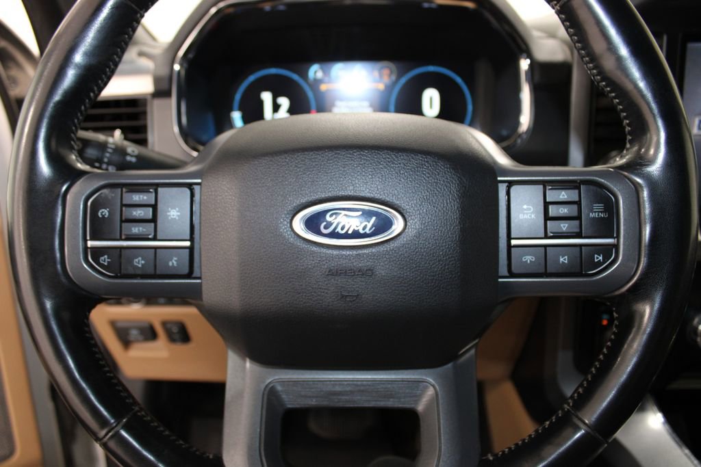 Used 2023 Ford F150 Lariat w/ Trailer Tow Package image 31