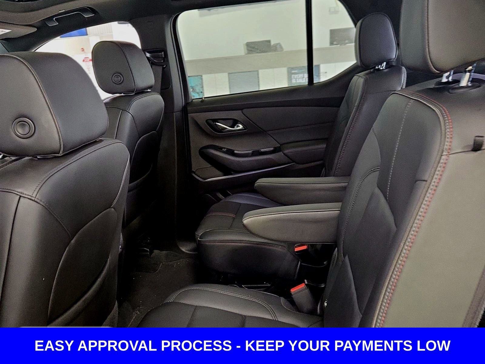 Used 2023 Chevrolet Traverse RS image 18
