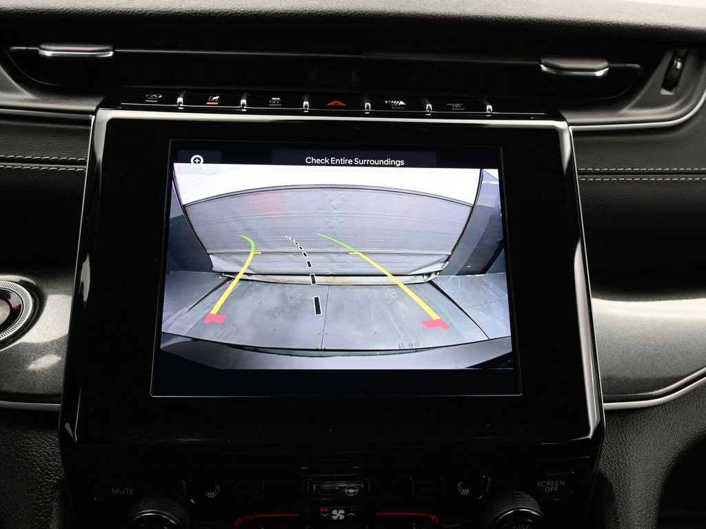 Used 2022 Jeep Grand Cherokee L Laredo image 28