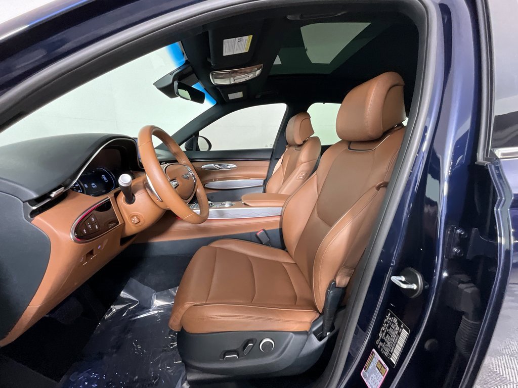 Used 2023 Genesis GV70 2.5T w/ Advanced Package image 16