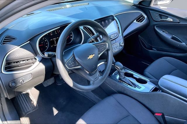 Used 2024 Chevrolet Malibu LT FWD image 16