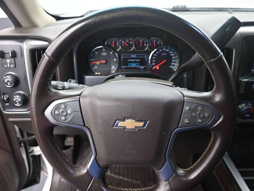 Used 2018 Chevrolet Silverado 1500 LT w/ Texas Edition image 6