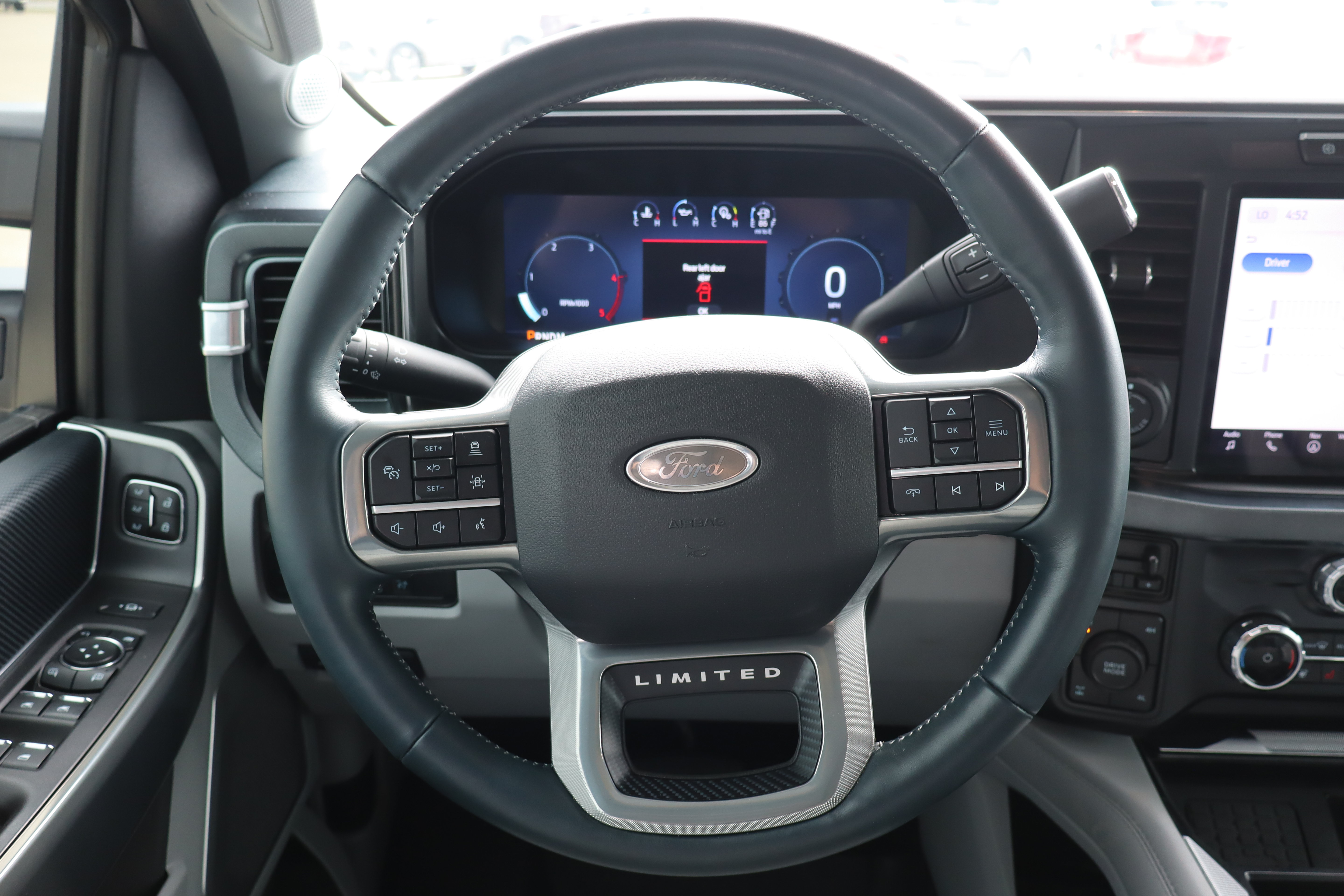 Used 2024 Ford F350 Limited w/ FX4 Off-Road Package AWD/4WD image 14
