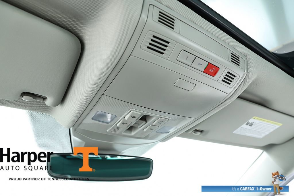 Used 2024 Volkswagen Jetta SE w/ Panoramic Sunroof Package image 63