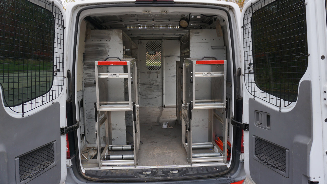 Used 2012 Mercedes-Benz Sprinter 2500 w/ Additional Battery Pkg image 25