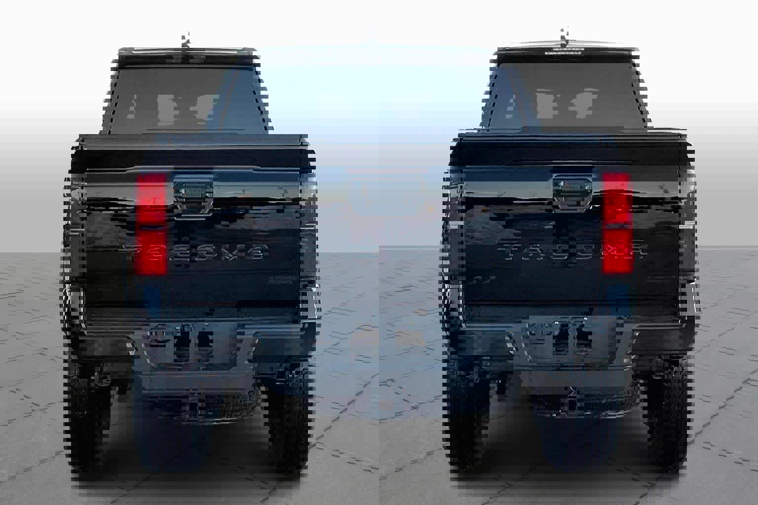 Used 2024 Toyota Tacoma TRD Off-Road image 6