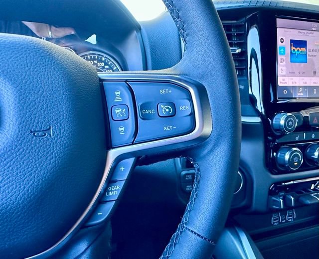 New 2026 RAM 1500 4x4 Crew Cab image 25