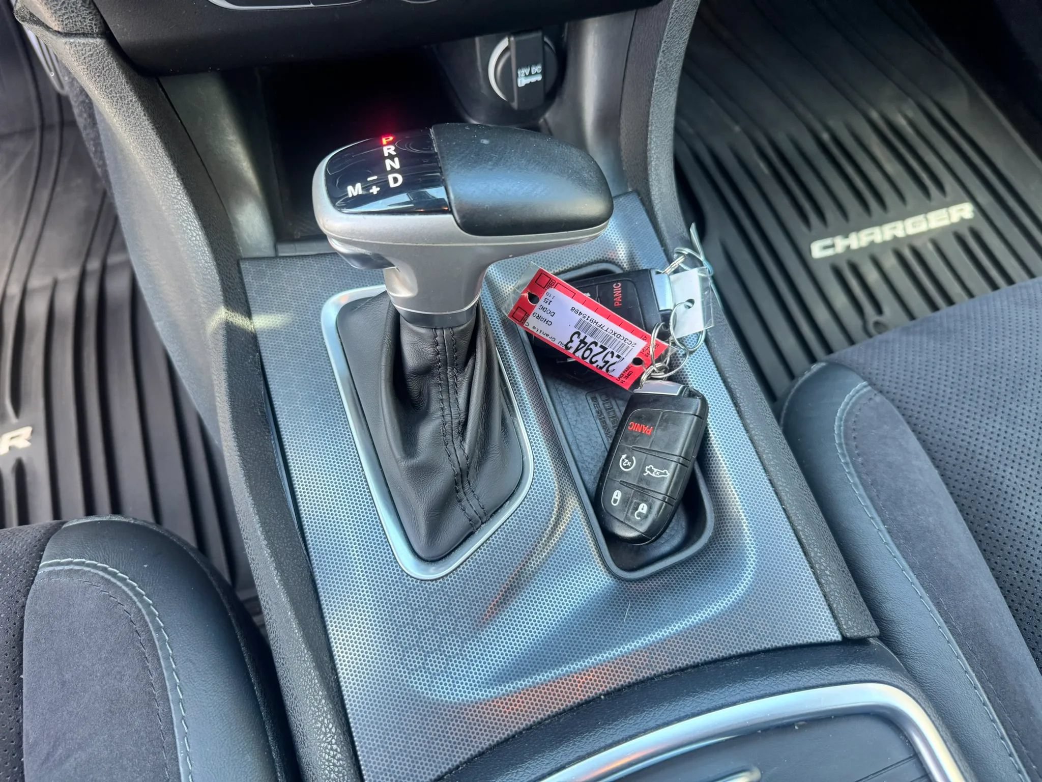 Used 2015 Dodge Charger R/T RWD image 46