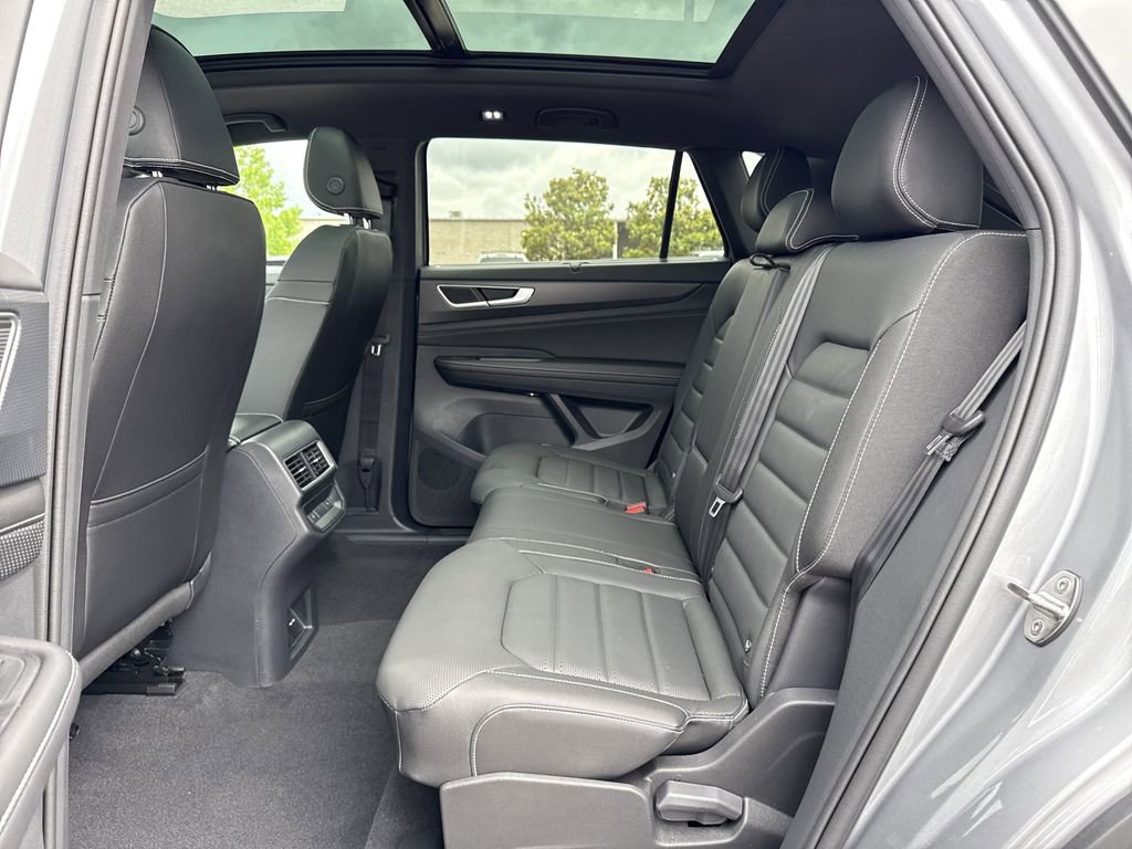 New 2025 Volkswagen Atlas Cross Sport SEL R-Line image 14