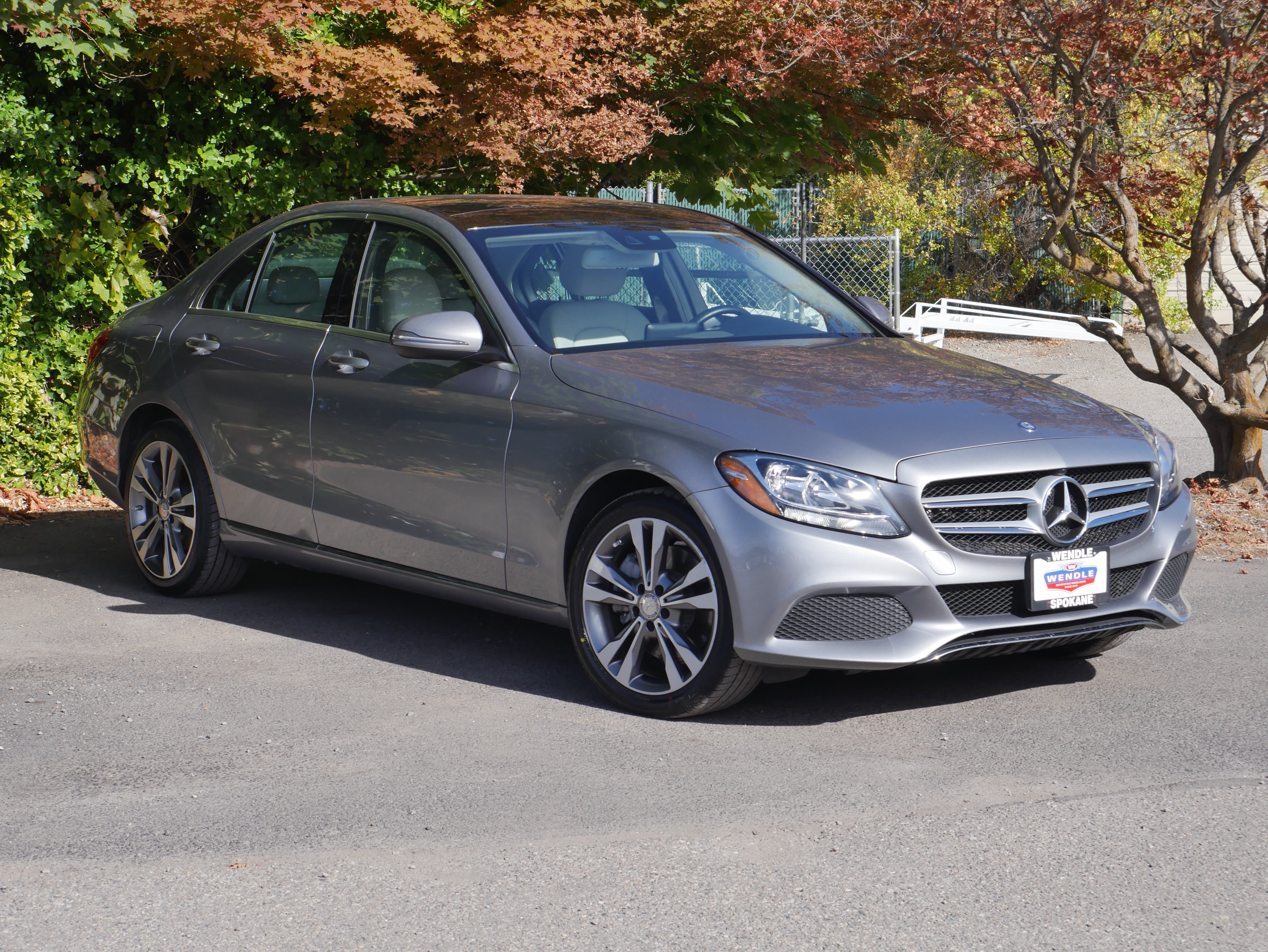 Used 2016 Mercedes-Benz C 300 4MATIC Sedan image 22