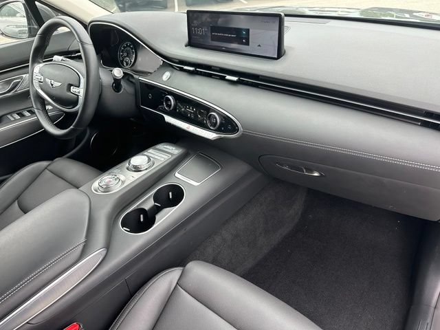 Used 2025 Genesis GV70 2.5T w/ Select Package AWD/4WD image 12