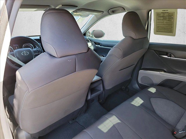 Used 2022 Toyota Camry LE FWD image 18