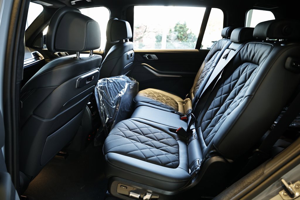 New 2026 BMW X7 xDrive40i w/ M Sport Package image 26