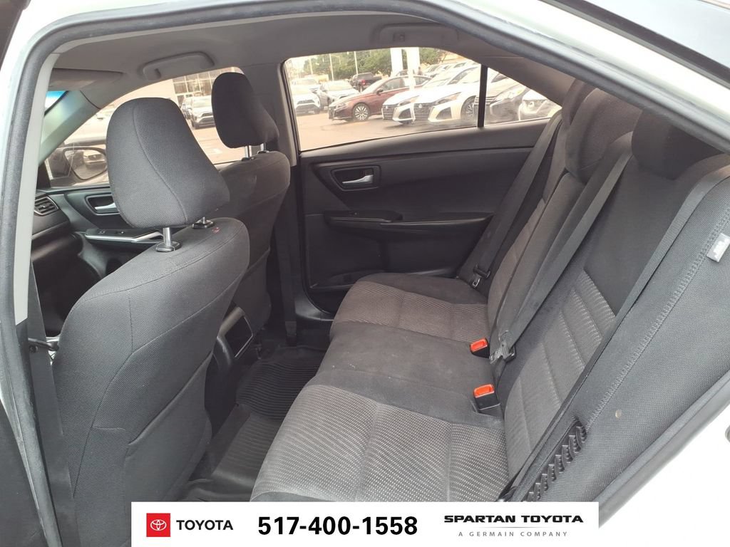 Used 2017 Toyota Camry LE FWD image 10