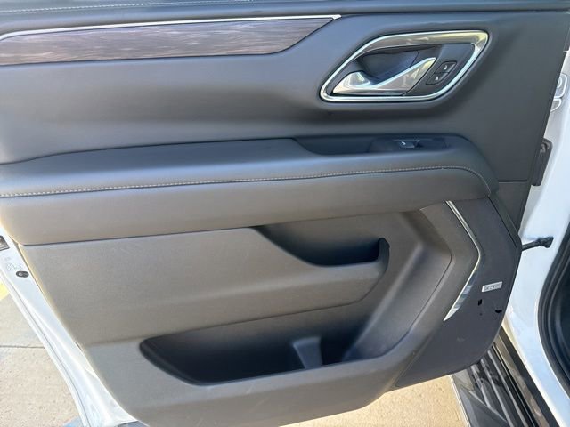Used 2024 Chevrolet Suburban LT AWD/4WD image 19